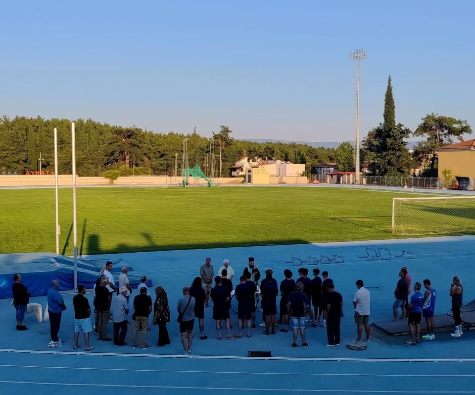 Ο αγιασμός της ΕΛΠΙΣ Δράμας στον αθλητικό χώρο
